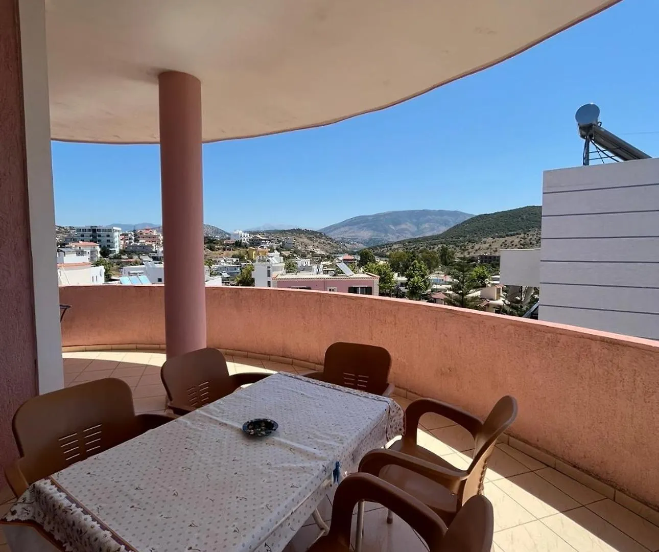 *** Hotel Vila Spiro Ksamil Albania